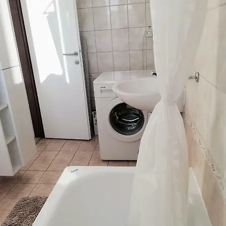 Behmen's - Cosy With Perfect Location Apartment Mostar